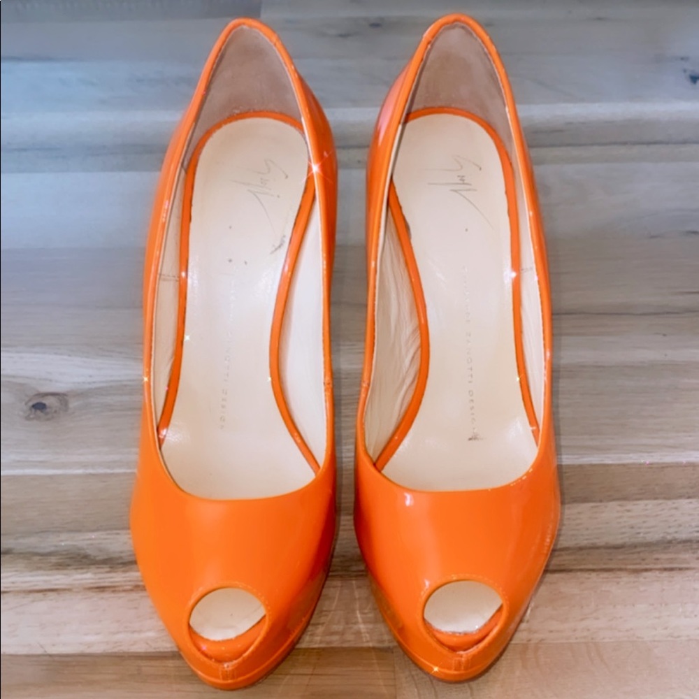AUTHENTIC Giuseppe Zanotti Pumps